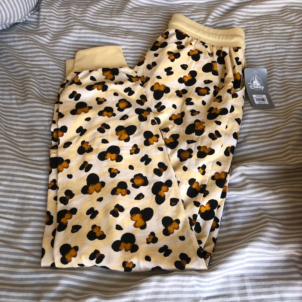 Disney cheetah Minnie jogger pants pjs